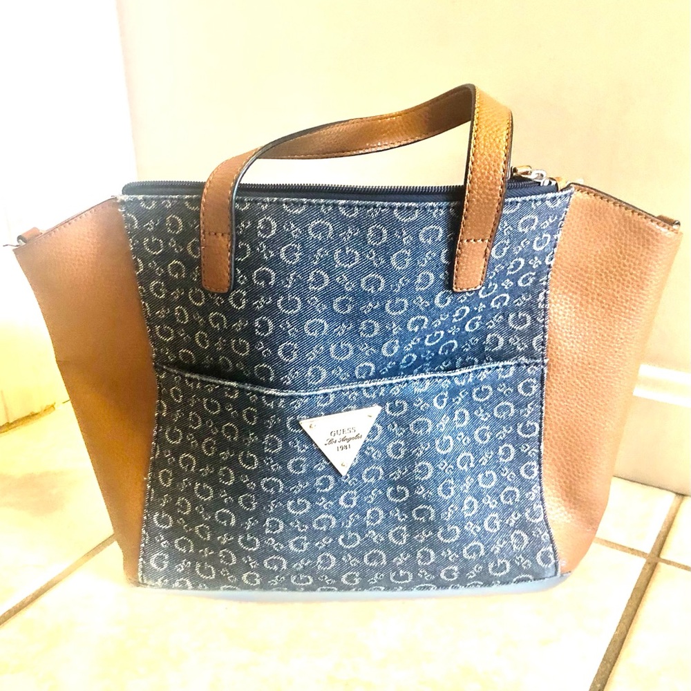 VINTAGE Guess Blue and Brown (leather) Two-Tone Tote. 5 pockets. 9”tall. 5”wide